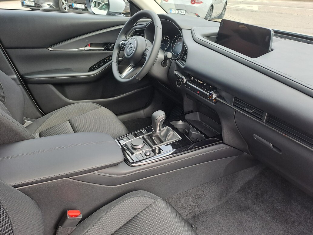 Mazda CX-30, EXCLUSIVE LINE