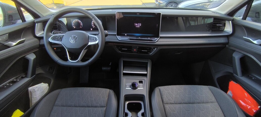 Volkswagen Tayron, People