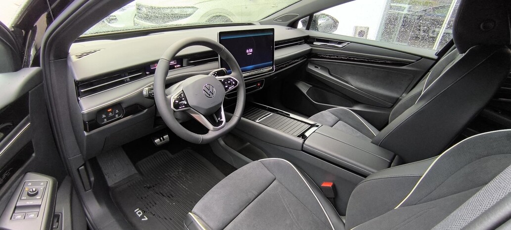 Volkswagen ID.7 Tourer, Pro S People