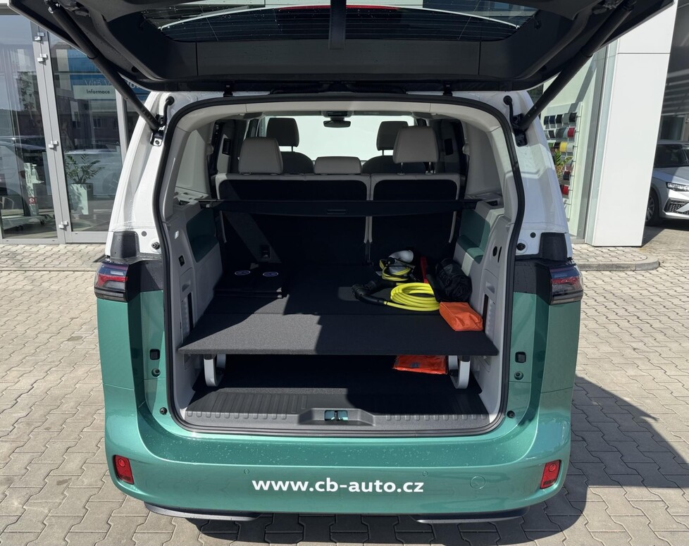 Volkswagen užitkové ID.Buzz, Pro