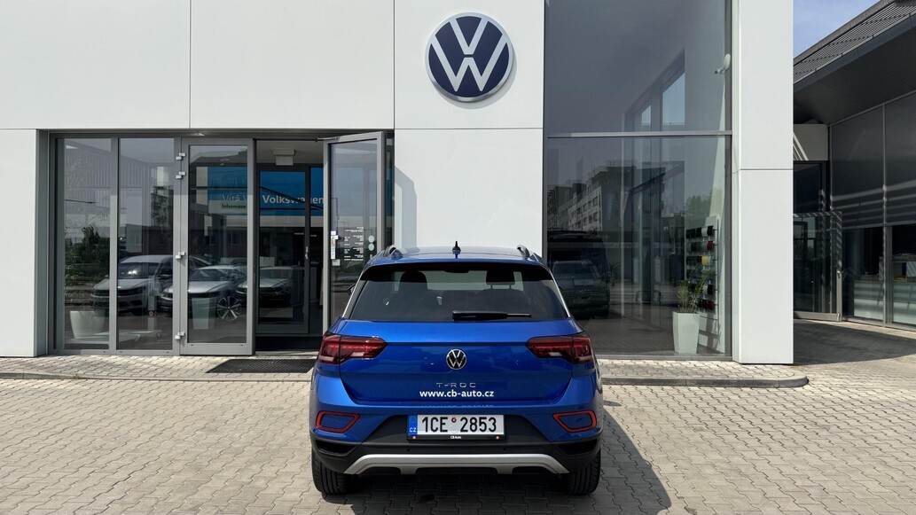 Volkswagen T-Roc, People