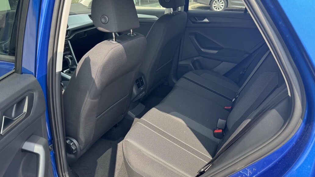 Volkswagen T-Roc, People