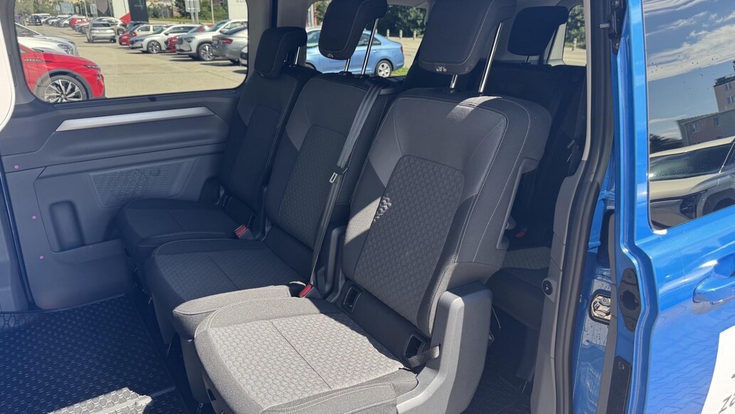 Volkswagen užitkové Caravelle, Life DR