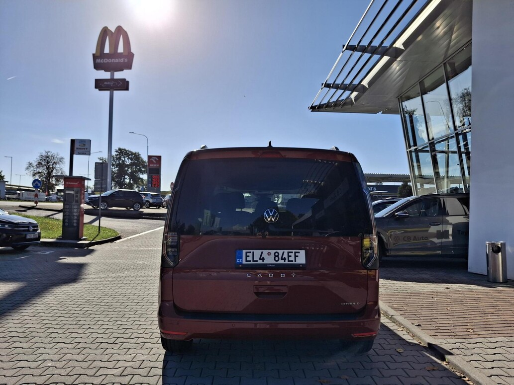 Volkswagen užitkov&eacute; Caddy, Life