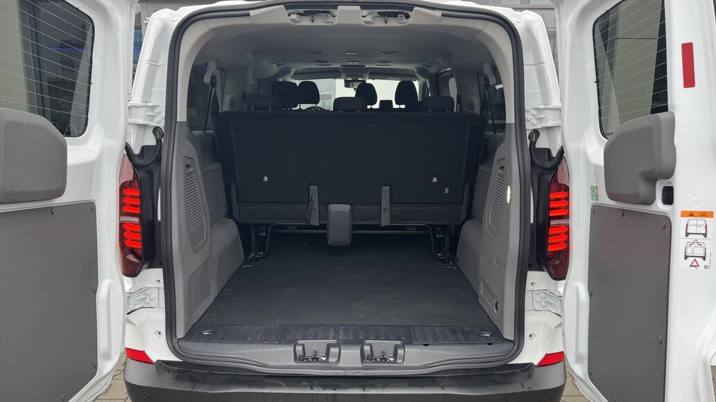 Volkswagen užitkové Caravelle, DR