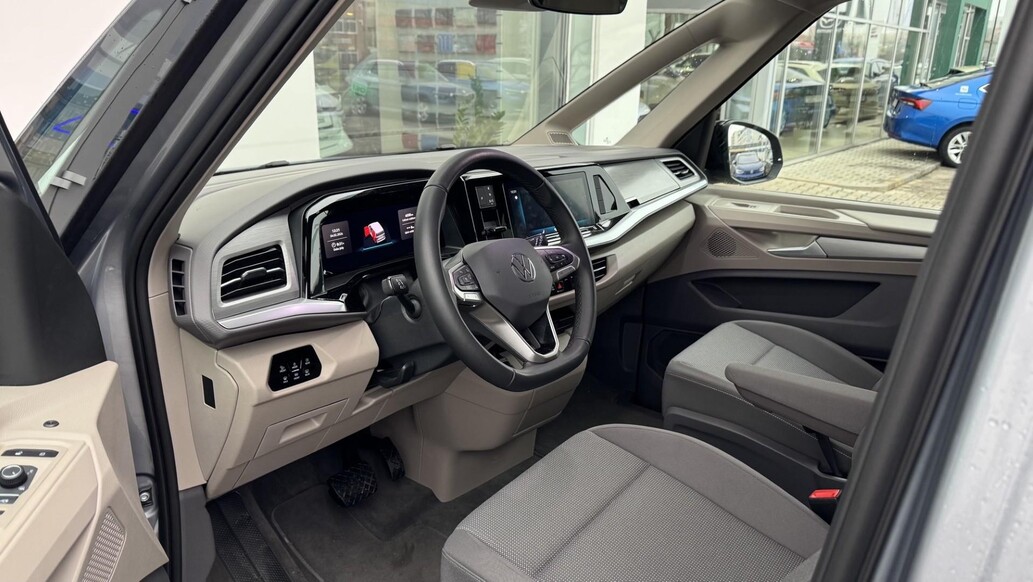 Volkswagen užitkov&eacute; Multivan, Long Life