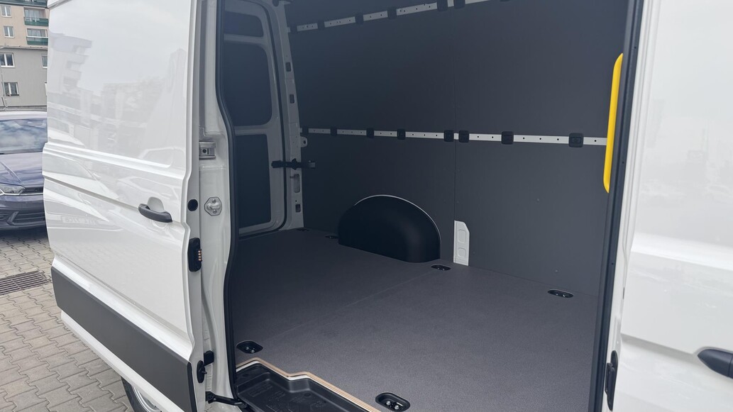 Volkswagen užitkov&eacute; Crafter, skř&iacute;ň 35 SR