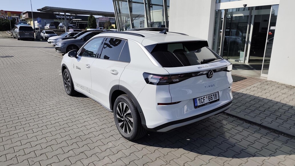 Volkswagen T-Roc, Life