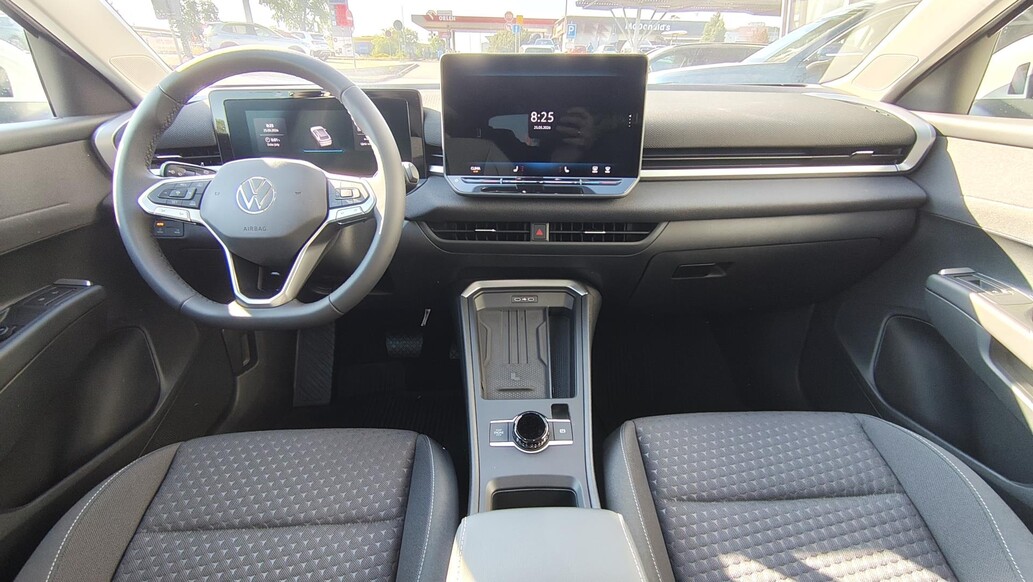 Volkswagen T-Roc, Life