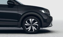 Volkswagen T-Cross, Love