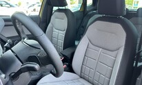 SEAT Arona, FR