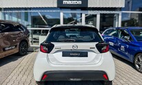 Mazda 2, Center-Line