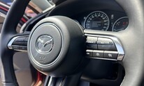 Mazda 3, Exclusive-Line