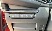 Mazda 3, Exclusive-Line