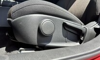 Mazda 3, Exclusive-Line