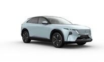 Mazda CX-6e, TAKUMI PLUS