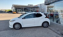 Mazda 2, Select