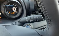 Mazda 2, Select