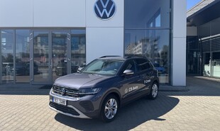 Volkswagen T-Cross, People