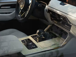 Mazda CX-80 interiér