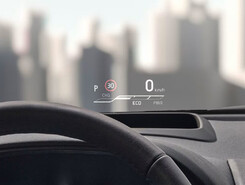 Interiér Mazda2 Hybrid