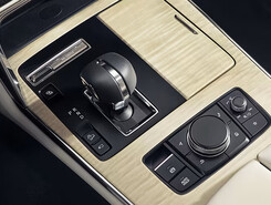 Mazda CX-60 interiér