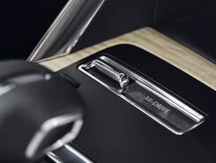 Mazda CX-60 interiér