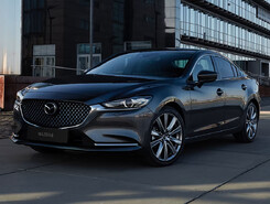 Interiér Mazda6 Sedan