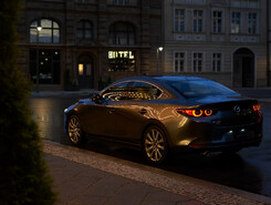 Exteriér Mazda3 Sedan