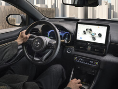 Interiér Mazda2 Hybrid