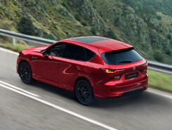 Mazda CX-60 exteriér