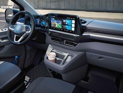 Volkswagen Caravelle interiér