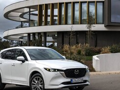 Mazda CX-5 exteriér