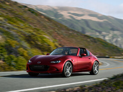 Exteriér Mazda MX-5 RF