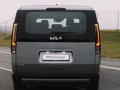 KIA PV5