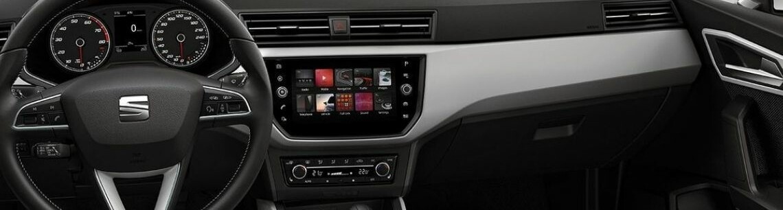 20 nejhranějších písní v autě