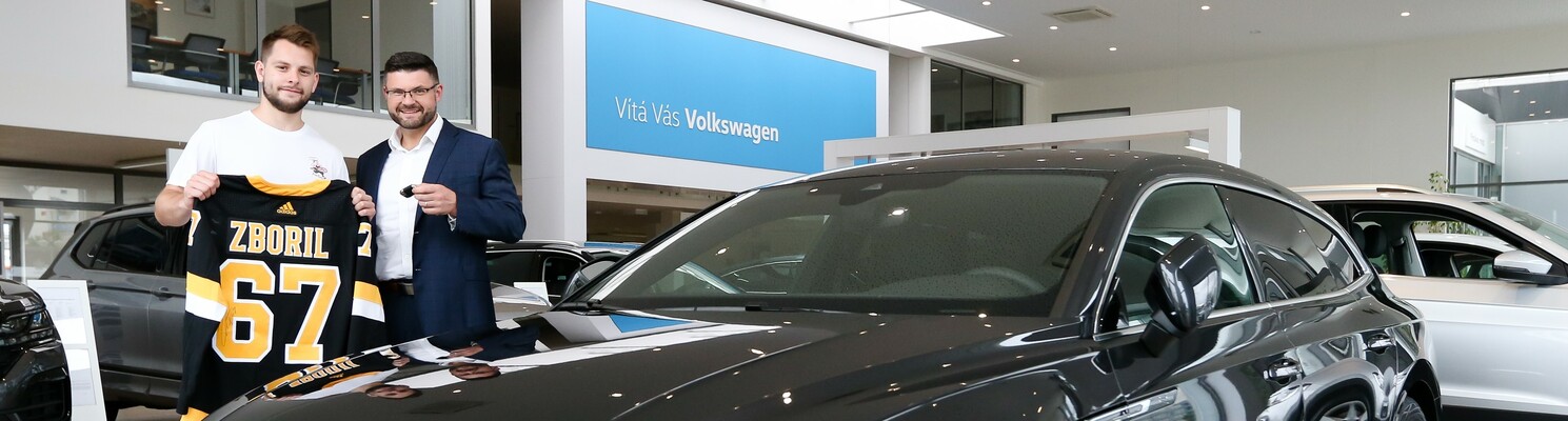 Jakub Zbořil jezdí vozem autopůjčovny CB Auto